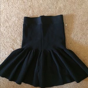 Knitted heavy mini skirt